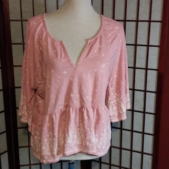 Sold #214 Pretty Lucky Brand Top - Picture 3 of 12